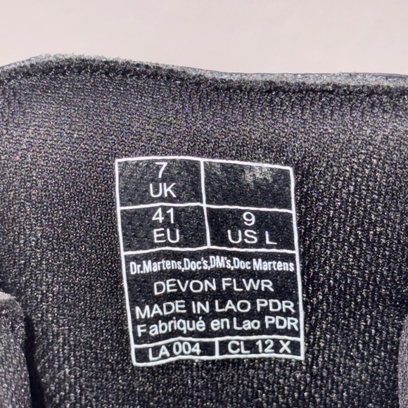 Dr. Martens Devon Heart Platform Boots‎ Black Leather Strap Womens US 9 NWOB - Picture 3 of 8